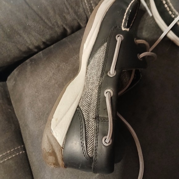 Sperry - Picture 12 of 13